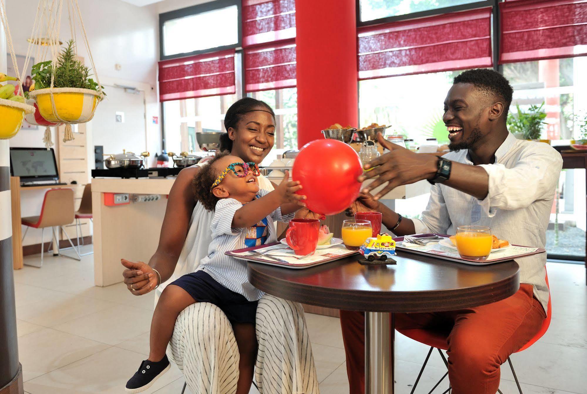 Ibis Styles Dakar Otel Dış mekan fotoğraf